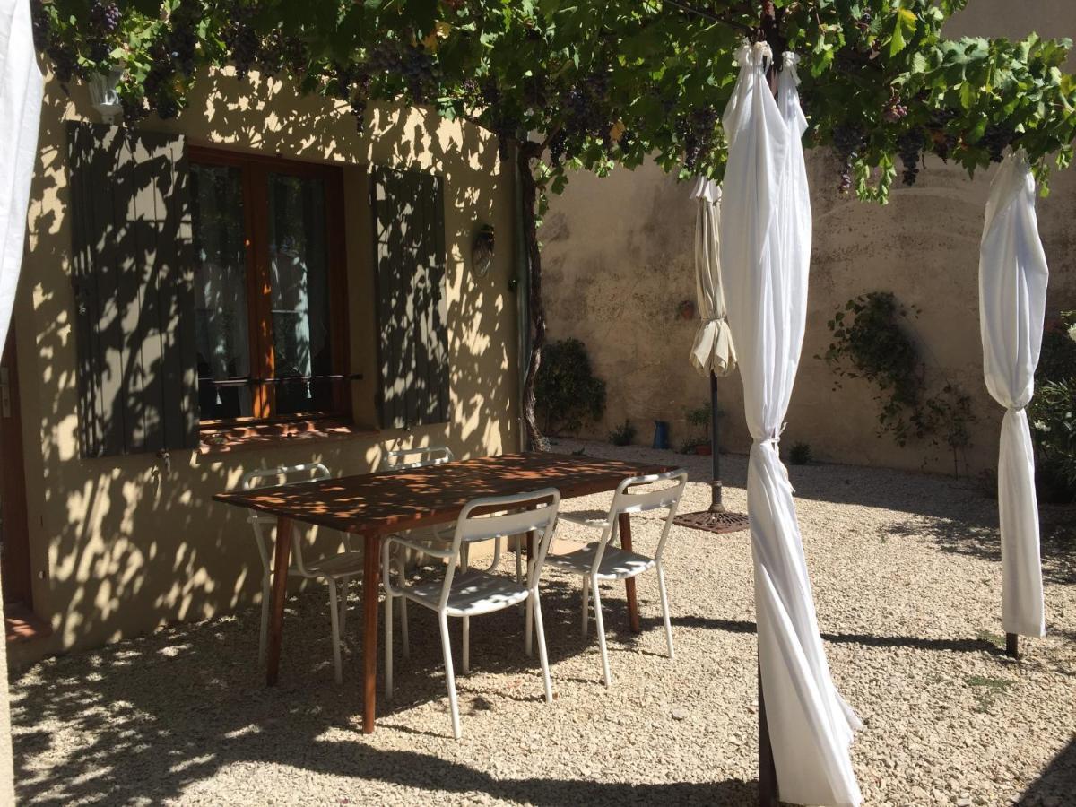 Maison De Vacances Jocelyne Lauris Luaran gambar